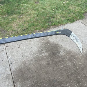 *Broken*Senior Warrior Alpha DX Pro Left Hand Hockey Stick Mid Pattern Pro Stock (Used)