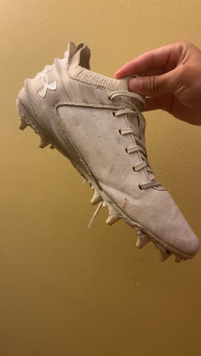Unisex Size M 10.0 (W 11.0) Under Armour Blur Low Top Molded Cleats (Used)