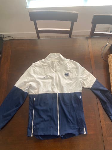 Penn State Hockey Men's Medium Nike Jacket (Used)