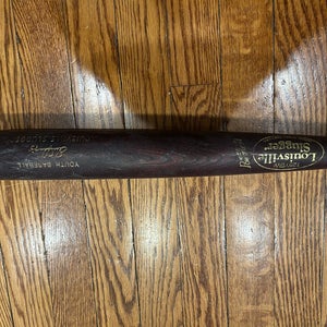 Louisville Slugger Y125 Bat (-5) 24 oz 29" (Used)