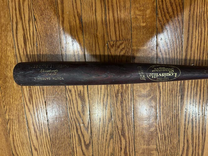 Louisville Slugger Y125 Bat (-5) 24 oz 29" (Used)
