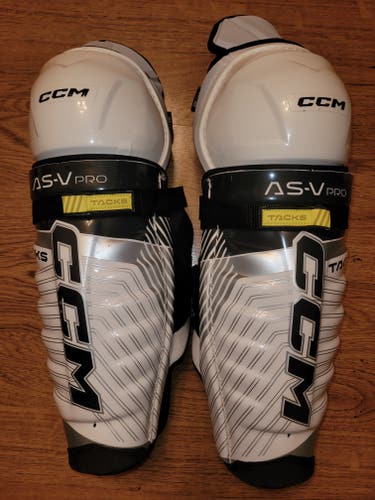 Senior CCM Tacks AS-V Pro 15" Shin Pads Pro Stock (New)