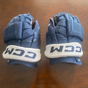 Custom Penn State Men’s Division 1 Ice Hockey CCM HG12 Gloves 14" Pro Stock (Used)