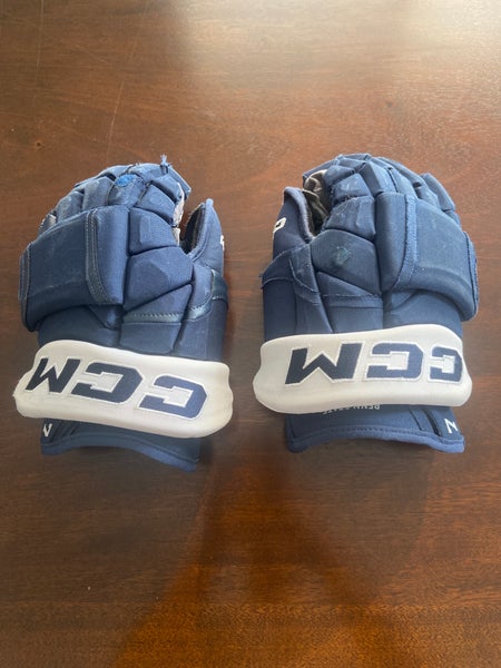 Custom Penn State Men’s Division 1 Ice Hockey CCM HG12 Gloves 14" Pro Stock (Used)