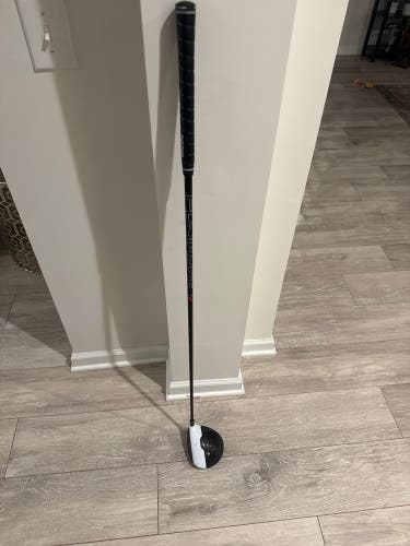 Men's 2017 TaylorMade M2 Left Hand Driver Regular Flex 10.5 Loft (Used)