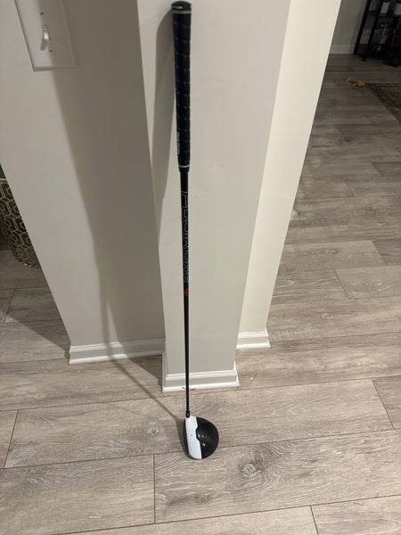 Men's 2017 TaylorMade M2 Left Hand Driver Regular Flex 10.5 Loft (Used)