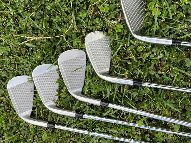 PXG 0211 XCOR2 Chrome Right Handed Iron Set Stiff Flex (8 Clubs) #4 - #9, PW, GW Steel Shaft (Used)