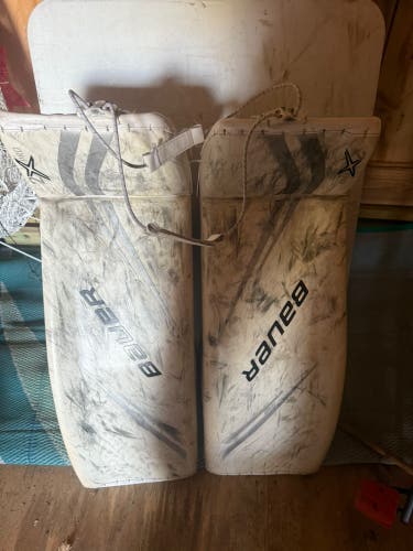 Large 2019 Bauer Vapor 2X Pro Goalie Leg Pads (Used)