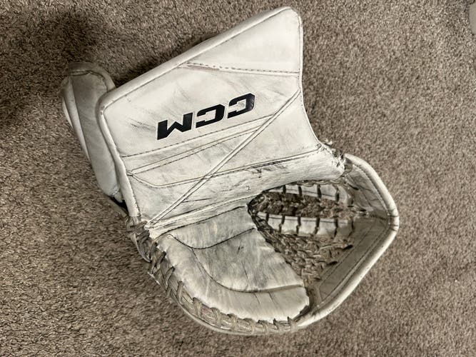 2023 CCM Axis 2.5 Regular (Used)
