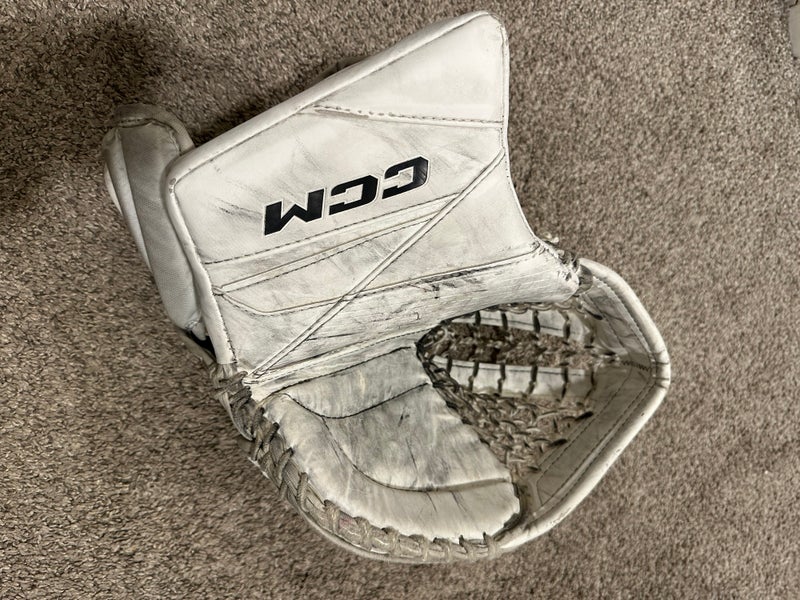 2023 CCM Axis 2.5 Regular (Used)