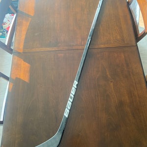 Custom Penn State Men’s Division 1 Ice Hockey Bauer Nexus Geo Senior Stick (New)
