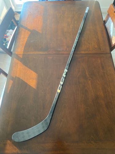 Penn State Men’s Hockey Senior CCM Jetspeed FT7 Pro Right Handed Hockey Stick P28M Pro Stock (New