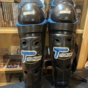 CCM Tacks 16" Shin Pads