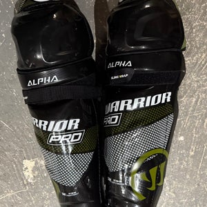 Senior Warrior Alpha Pro 15" Shin Pads Like New