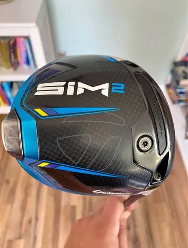 TaylorMade SIM2 10.5* Driver Regular Flex VENTUS Blue 5-R Shaft + Head Cover