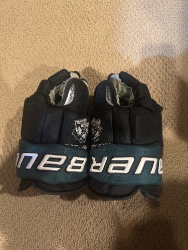 Ushl CR Bauer Gloves 14" Pro Stock (Used)