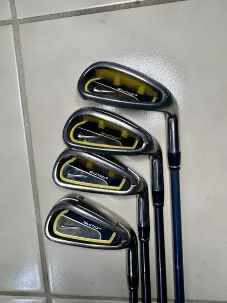 Nike SasQuatch SUMO 2 Iron Set 8-gw, 4H, 5H, 7H iDiamana S Flex