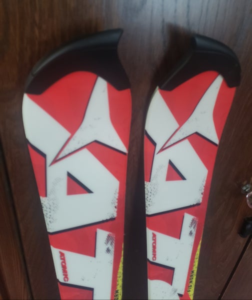 144cm Atomic Redster SL Skis w/ ATOMIC XTO 12 BINDINGS (NEVER USED) RACE/ADVANCED SKIER