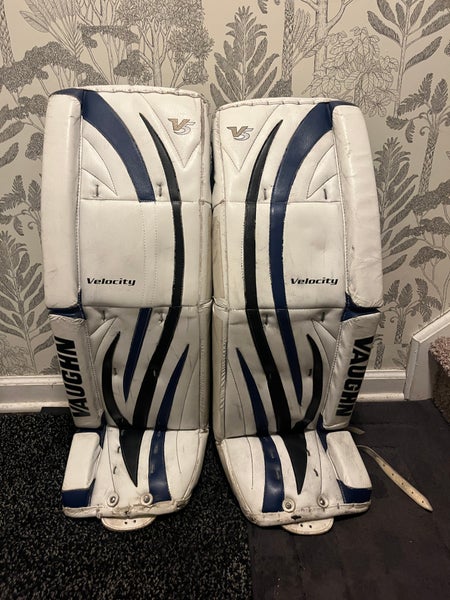 2012 35" Vaughn Velocity V5 Goalie Leg Pads (Used)
