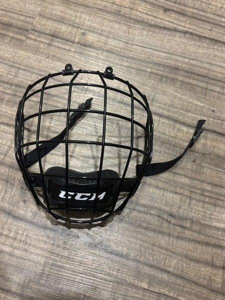 CCM Hockey Facemask Cage Senior Medium Black