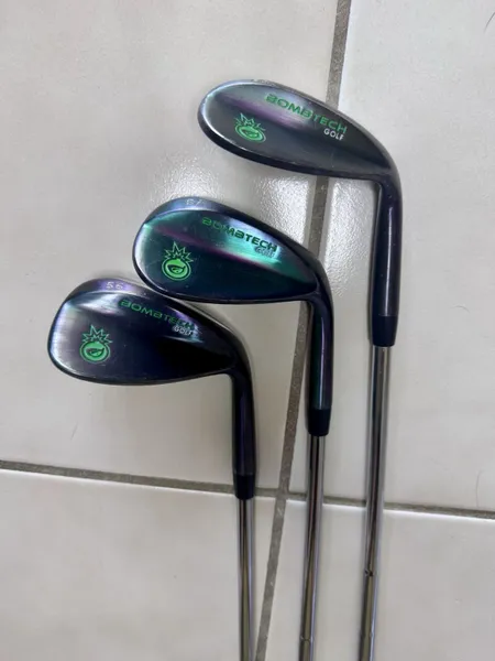 Bombtech 52, 56 & 60 Degree Wedge Set Volcano Torch 35" R Flex Right Handed
