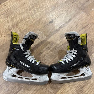 Bauer Supreme M4 Hockey Skates Wide Width Size 4 (Used)