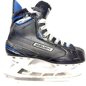Used Bauer NEXUS 2700 Junior Hockey Skate Junior 05 11860-S000297502