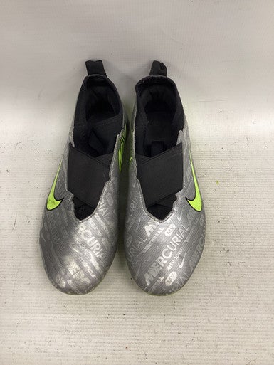 Used Nike Soccer Cleats Grey Junior 06 11851-S000037488