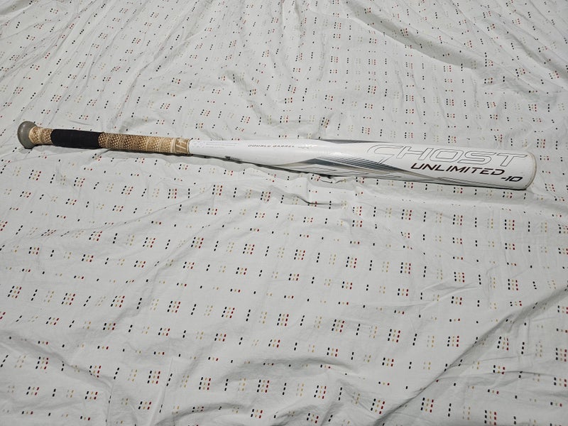 Easton Ghost Unlimited Composite Bat (-10) 21 oz 31" (Used)