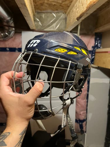 Medium Bauer M11 Helmet Combo (Used)