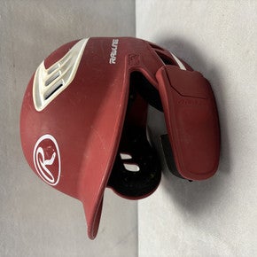Used Rawlings 6 7/8 - 7 5/8 Batting Helmet No Mask Red One Size 11490-S000265610