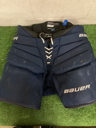 Senior Medium Bauer Supreme Pro Hockey Goalie Pants (Used)