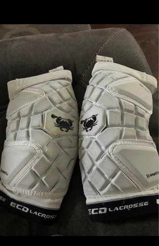 Large/Extra Large Adult ECD Echo Arm Pads (Used)