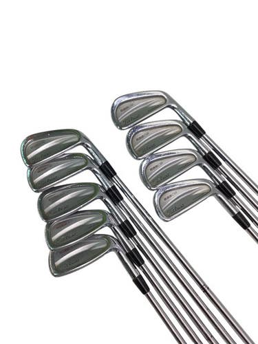 Used Titleist 695CB Mens Iron Set RH 2I-PW 11347-S000255097