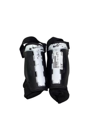 Used Nike Soccer Shin Guards Youth White MD 11347-S000255090