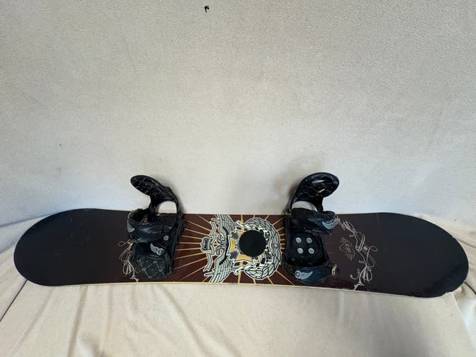 Triple nickle Snowboard All Mountain With Bindings (Used)