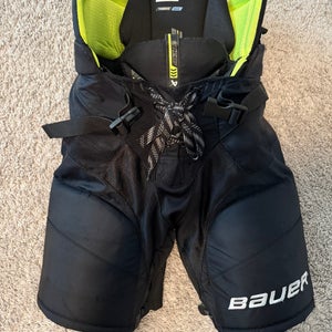Junior Medium Bauer HP Pro Hockey Pants (Used)