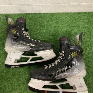 Bauer Vapor Hyperlite 2 Hockey Skates | Size 9.5 Fit 3