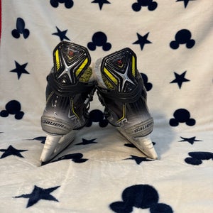 2023 Bauer Vapor 3X Hockey Skates Size 3.5 (Used)