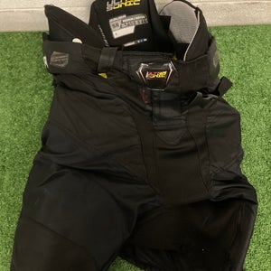 Black Senior Medium Bauer Supreme Ultrasonic Hockey Pants (Used)