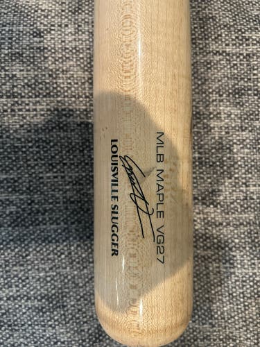 Louisville Slugger MLB Prime Maple Bat (-3) 30 oz 33" (Used)