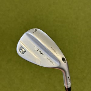 Wilson Staff Model Sand Wedge 54 11 Dynamic Gold X-Stiff X100