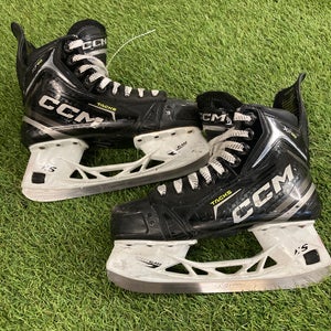 CCM Tacks XF 80 Hockey Skates | Size 5