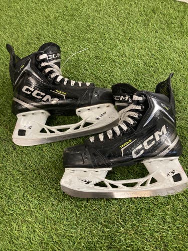 CCM Tacks XF 80 Hockey Skates | Size 5