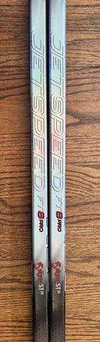2 Pack Senior CCM JetSpeed FT8 Pro Right Handed Hockey Stick P28 (New)