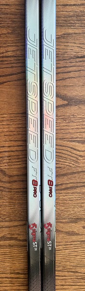 2 Pack Senior CCM JetSpeed FT8 Pro Right Handed Hockey Stick P28 (New)
