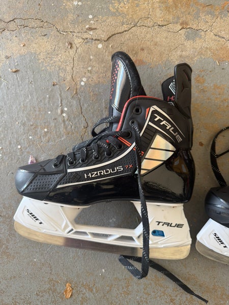 2022 True HZRDUS 7X Hockey Skates Regular Width Size 6.5 (New)