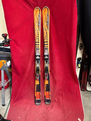 Skis: Nordica Hot Rod skis, 170cm
Bindings: Marker
Binding Range: 280-380mm
All Mountain, 84 underf