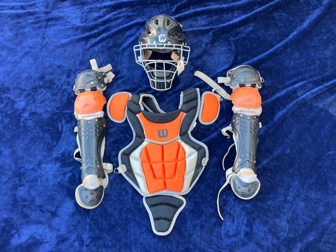 Intermediate Wilson Catcher's Set (Used)