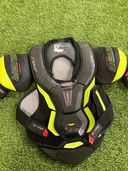 Junior Medium Bauer Vapor 3X Pro Shoulder Pads
